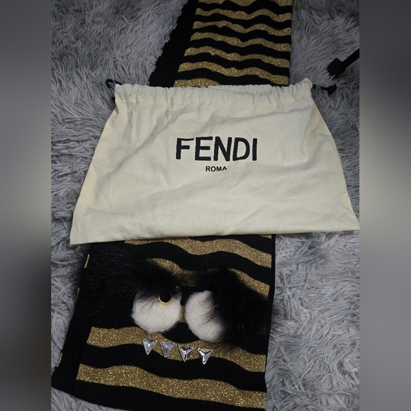 Fendi Monster Gold Edition W/ Black✨️ Huge Scarf (NWOT)(W/ DUST BAG)(HTF) - Picture 12 of 13